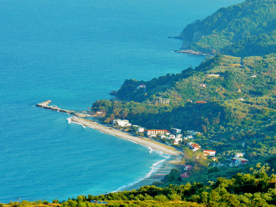 Taxi ride to Horefto beach Pelion