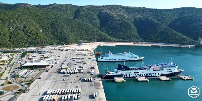 luxury taxi volos transfer igoumenitsa volos