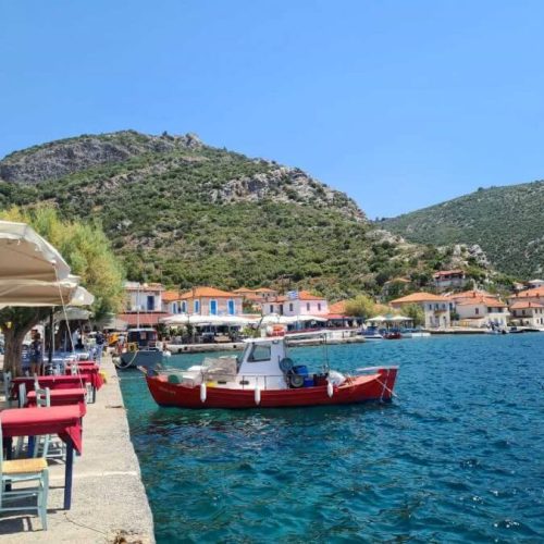 Luxury taxi volos trikeri transfer